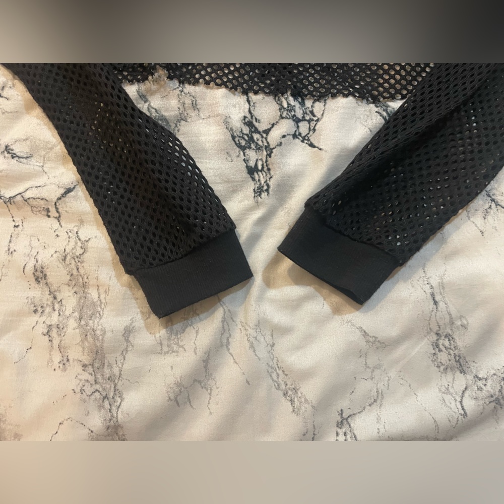 Fishnet top - Picture 2 of 2